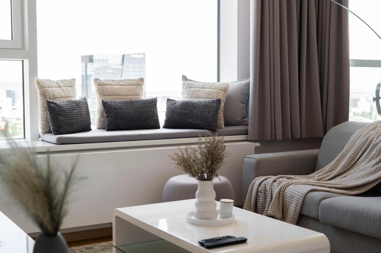 Luxury 1Bdrm On The 28Th Floor Leilighet Bratislava Eksteriør bilde